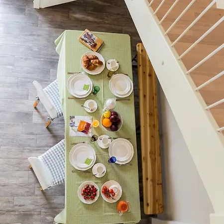 Cascina Arcangelo Raffaele Tatil Evi *