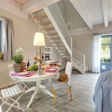 Cascina Arcangelo Raffaele Tatil Evi *