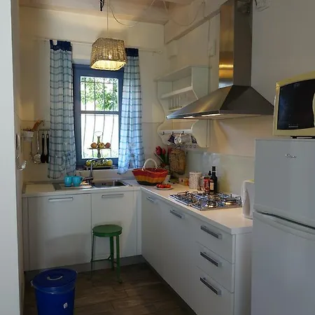 Cascina Arcangelo Raffaele Tatil Evi Verduno